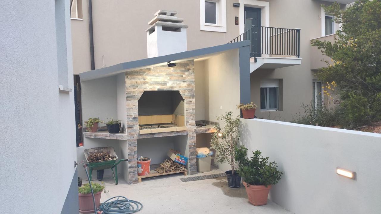Luxury Apartment Pape Baška Voda Екстериор снимка