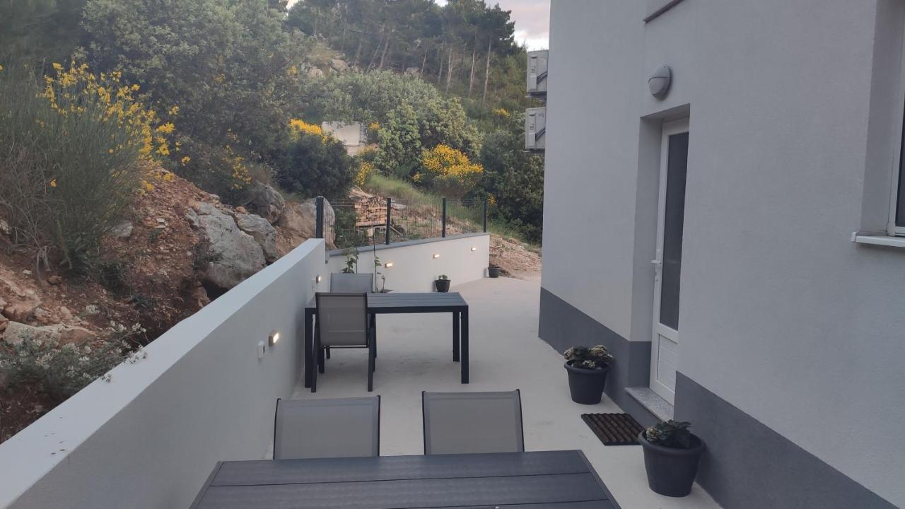 Luxury Apartment Pape Baška Voda Екстериор снимка