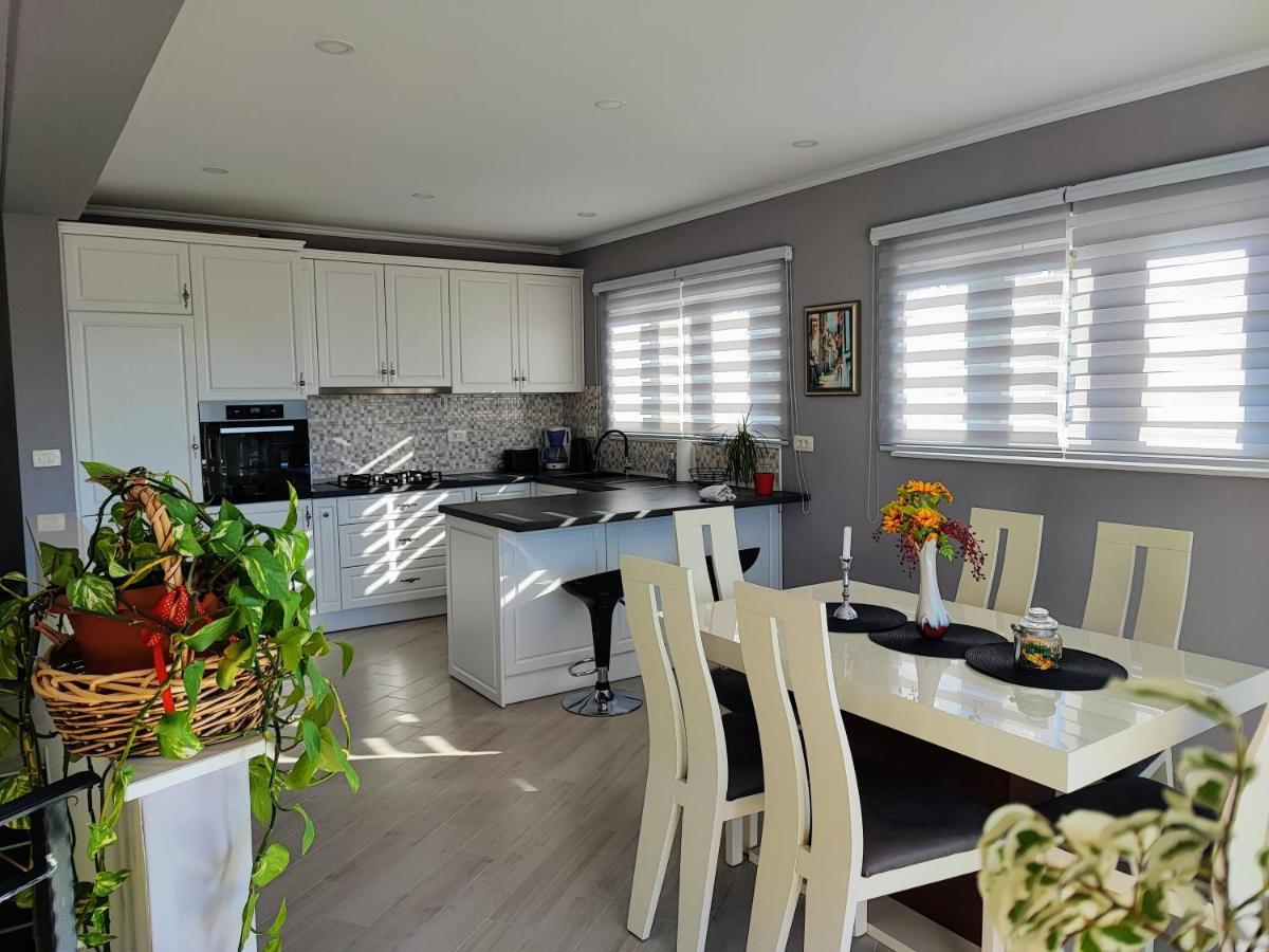 Luxury Apartment Pape Baška Voda Екстериор снимка